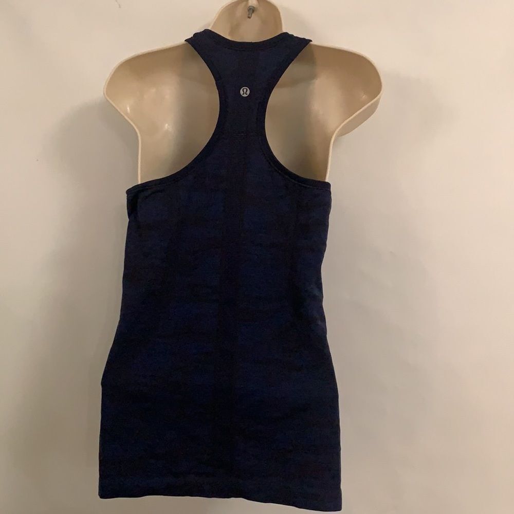 LULULEMON ATHLETICA RUNNING RACER BACK TANK SIZE 6 - Picture 2 of 8